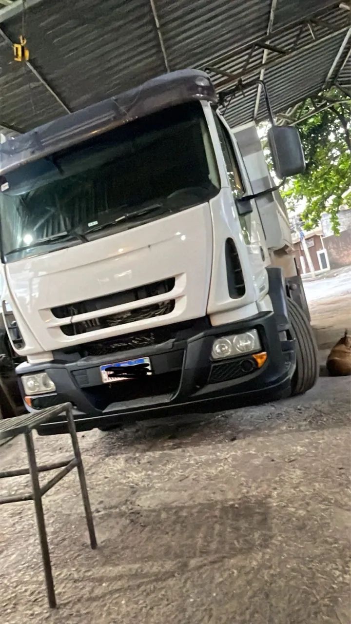 Iveco 240e25 - Foto 4