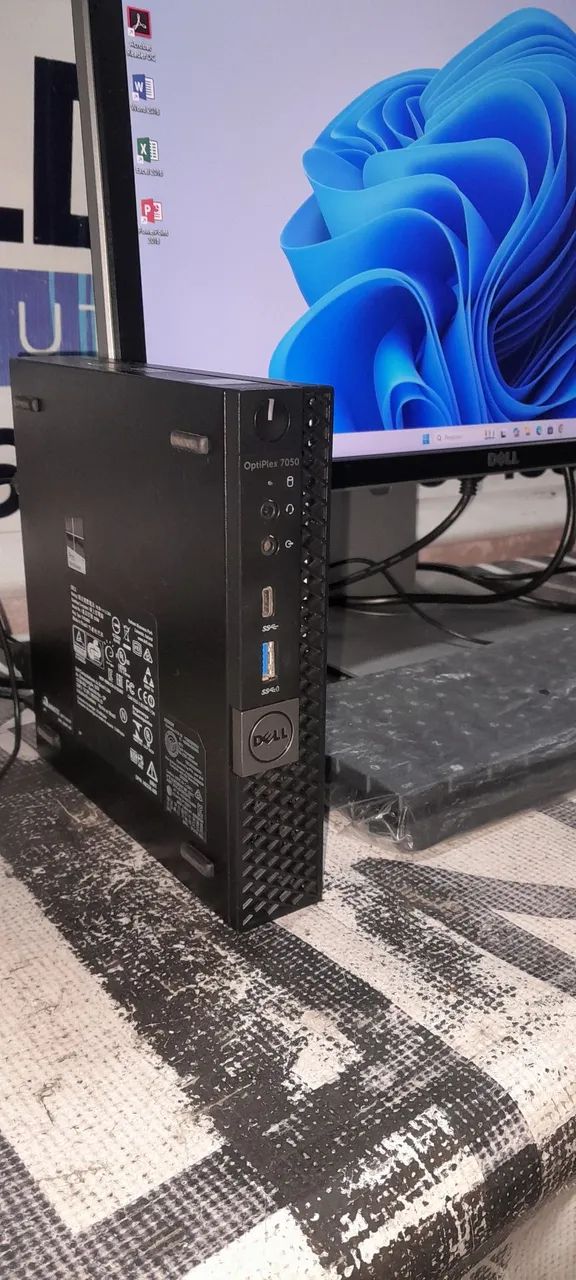 Vendo mini pc dell core i5 de 7 geração 8gb m2 de 256gb tela de 22 polegadas 