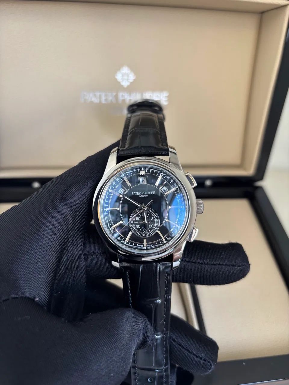 Relógio Patek Philippe Annual Calendar Automático 