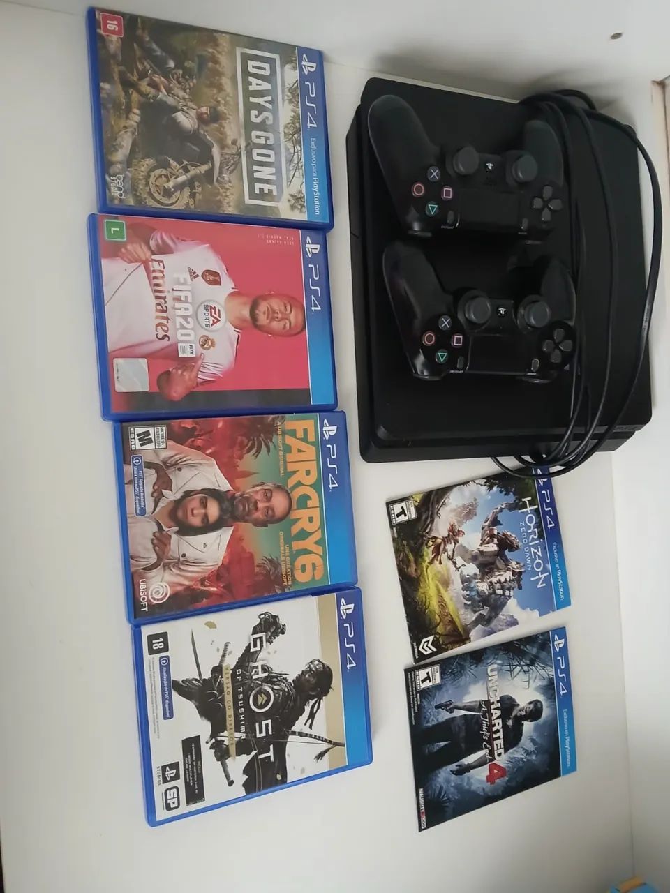 PS4 slim 