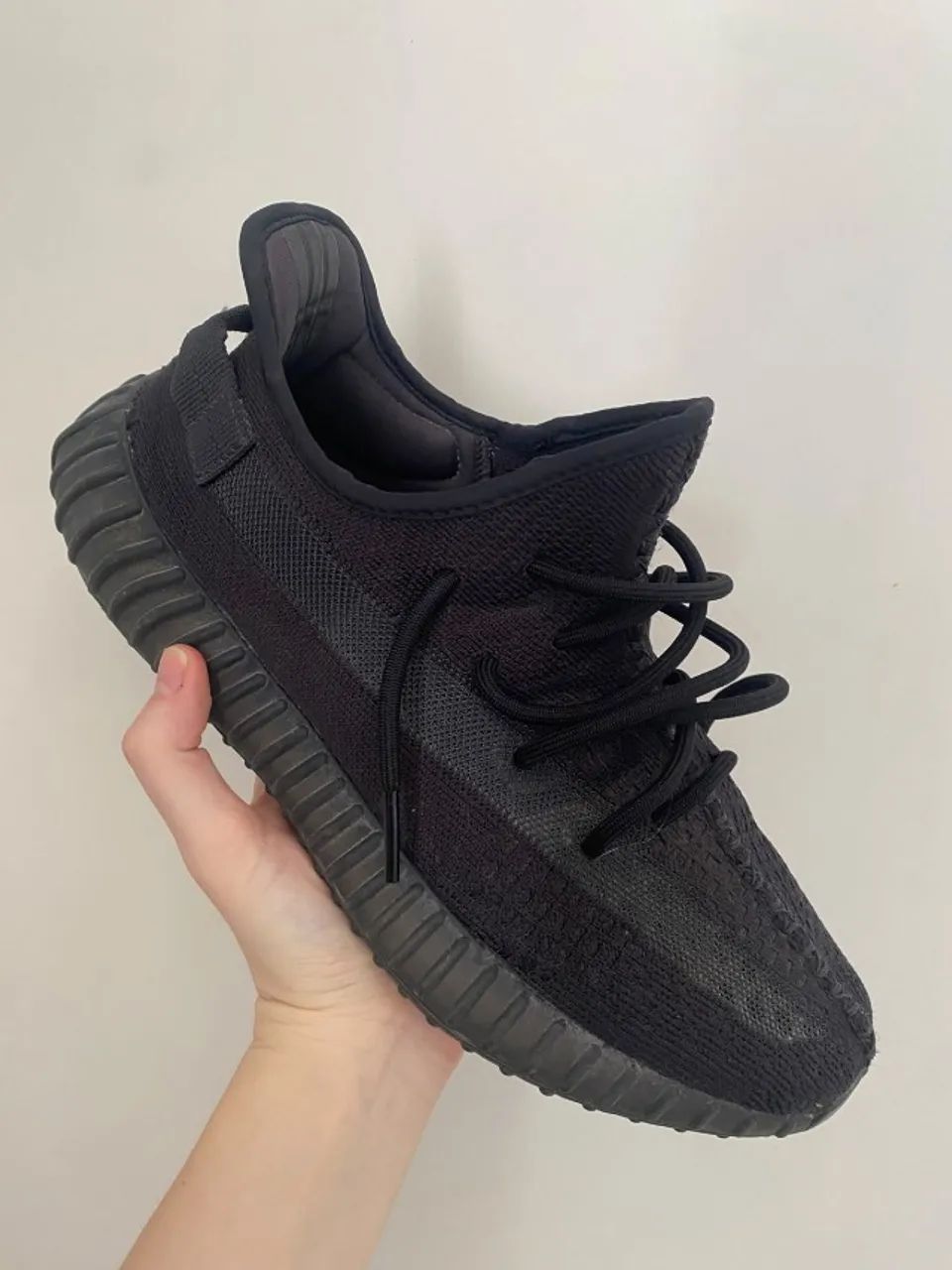 tênis adidas yeezy 350 v2 onyx 43