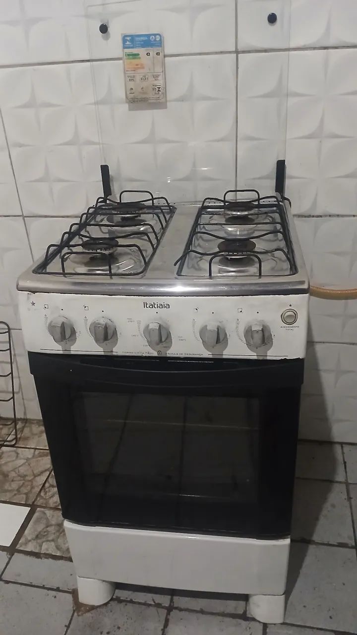 Fogão de 4 bocas pegando tudo  - Foto 2