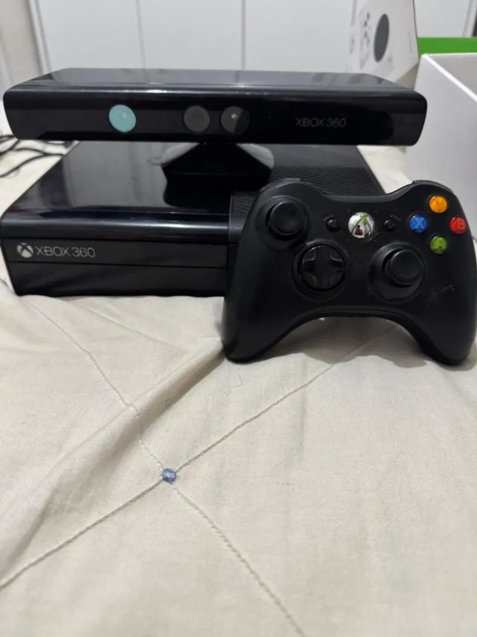 Xbox 360 Super Slim desbloqueado + Kinect 