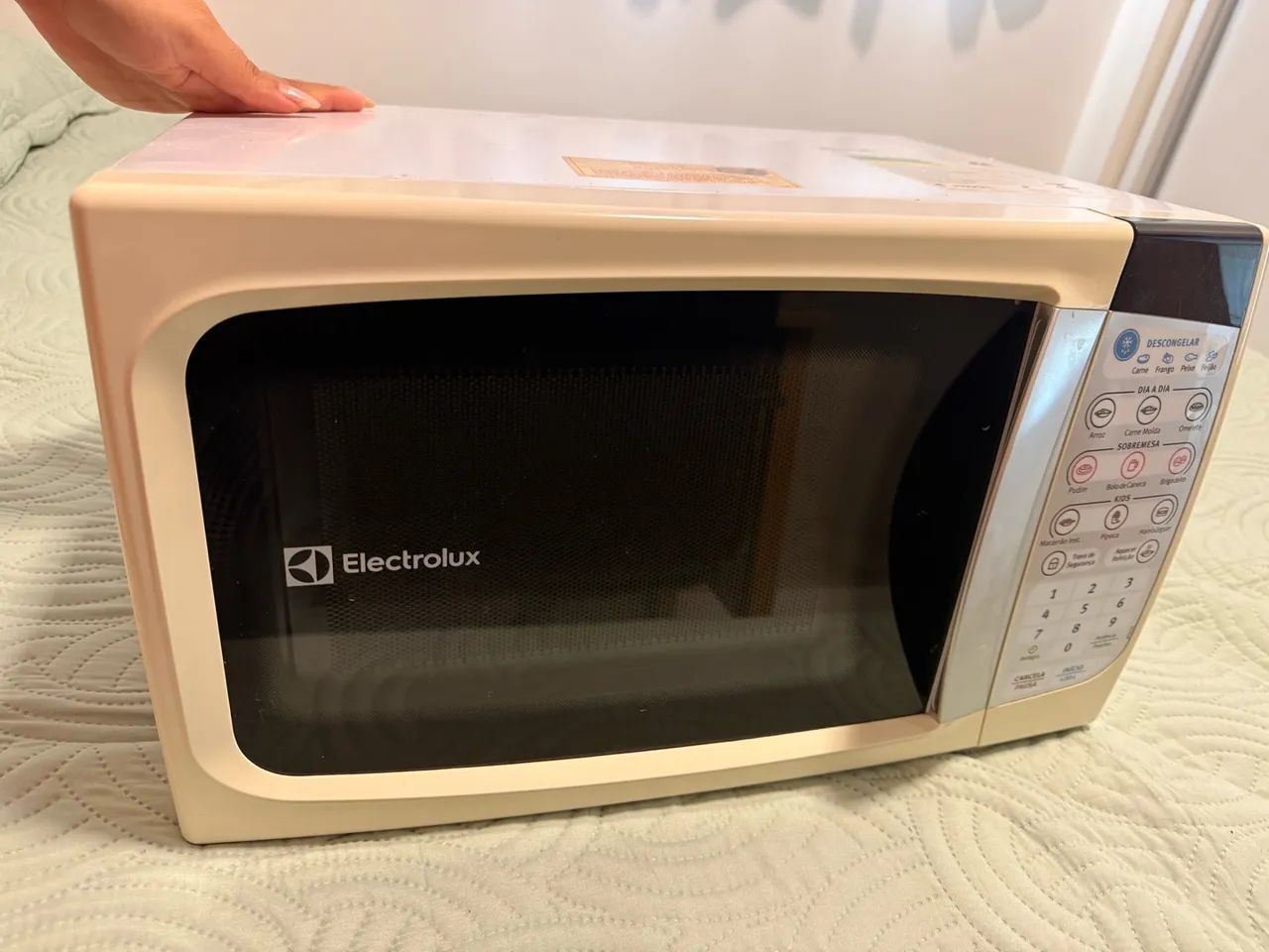 Microondas eletrolux 20 litros 