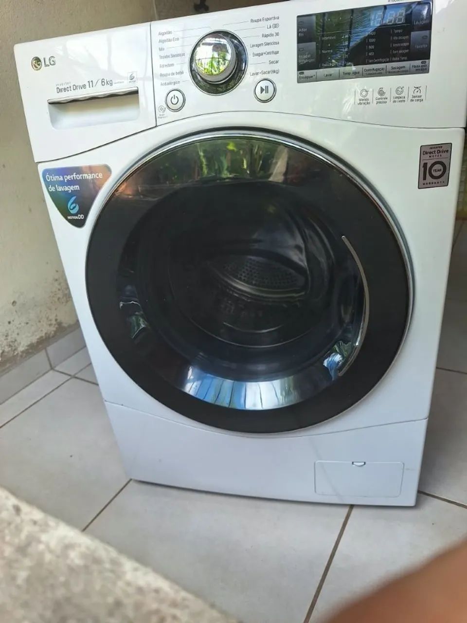 LAVA E SECA LG 11 KG ? INVERTER