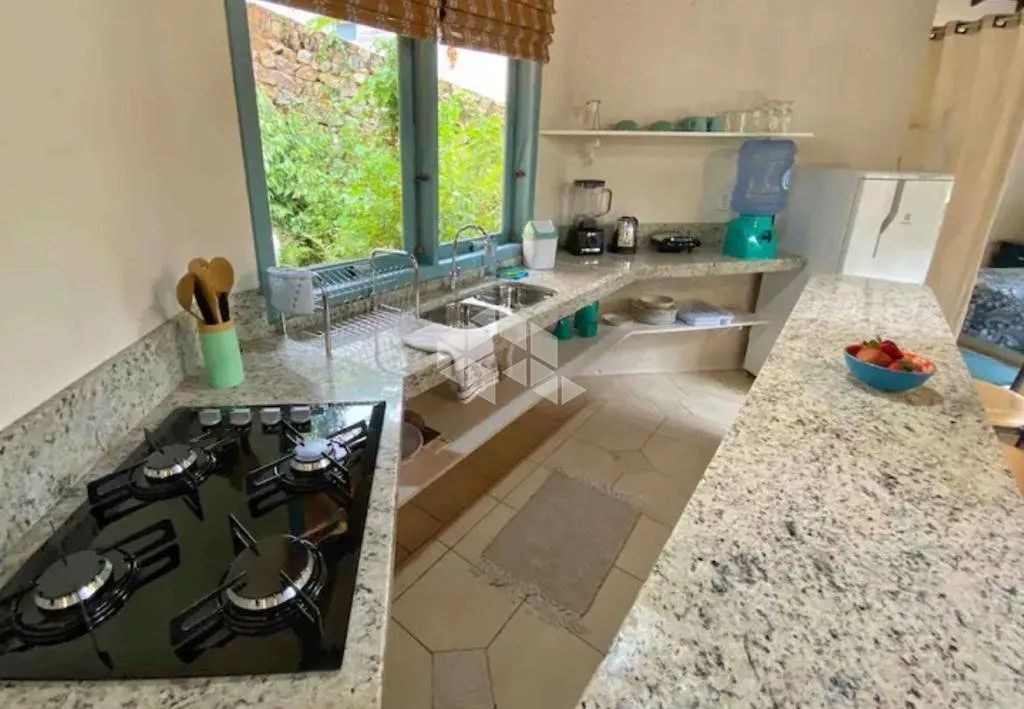 POUSADA COM 6 CASAS VISTA PARA A LAGOA DA CONCEIÇÃO PISCINA E ESPAÇO PARA RESTAURANTE EM F - Foto 5