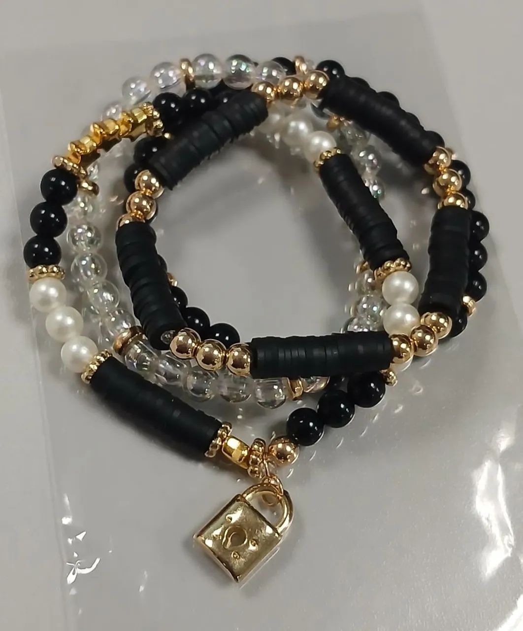 Kit com 4 pulseiras 25,00 - Foto 3