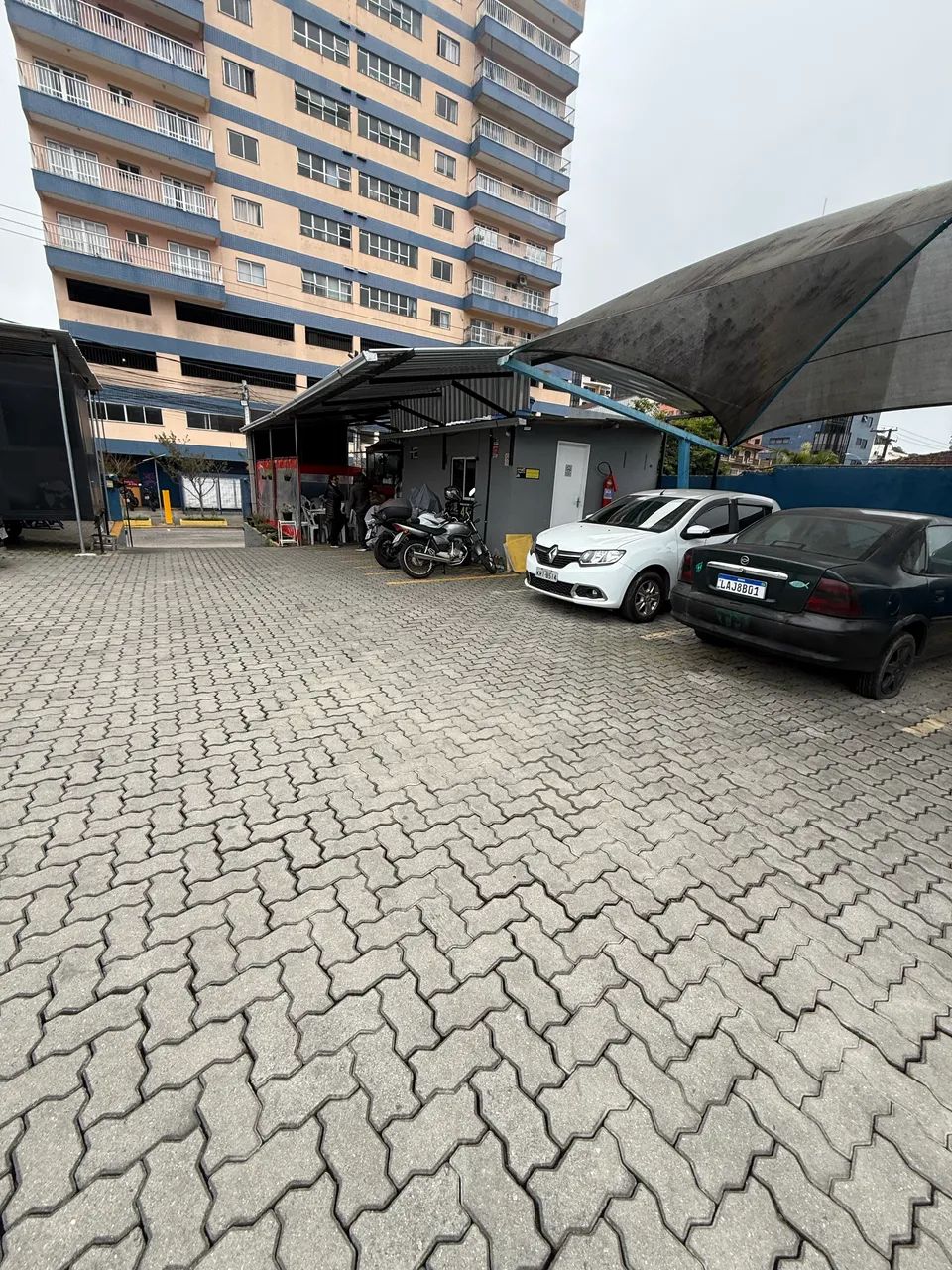 Passo Imovel  Comercial em funcionamento no Centro de Teresópolis  - Foto 4