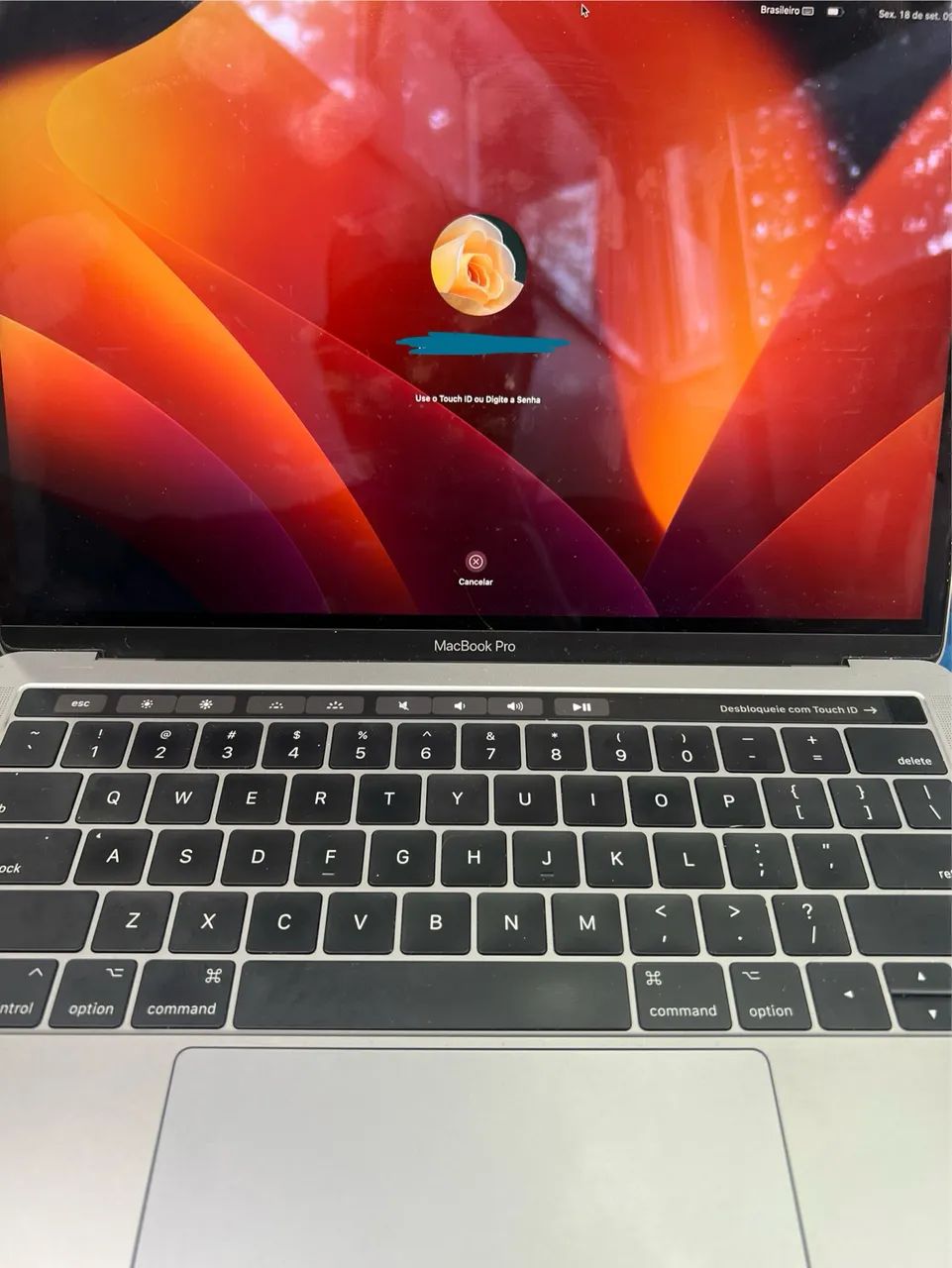 MacBook Pro 13 com Touch Bar e Touch ID - Prata - Notebooks