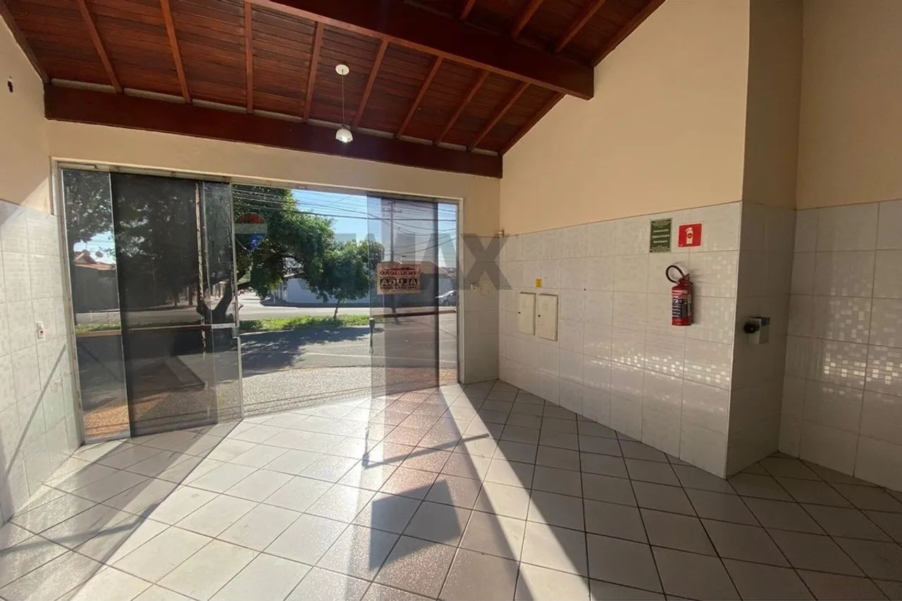 Barracão Comercial no bairro Jardim Tangara, Avenida Angelo Bollis - Foto 4