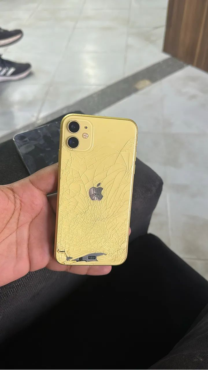 Vendo iPhone 11 64gb  - Foto 5