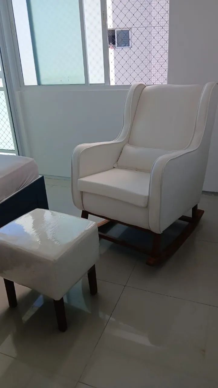 Poltrona Amamentação Luxo - Puff Grátis Conforto Garantido  - Foto 2