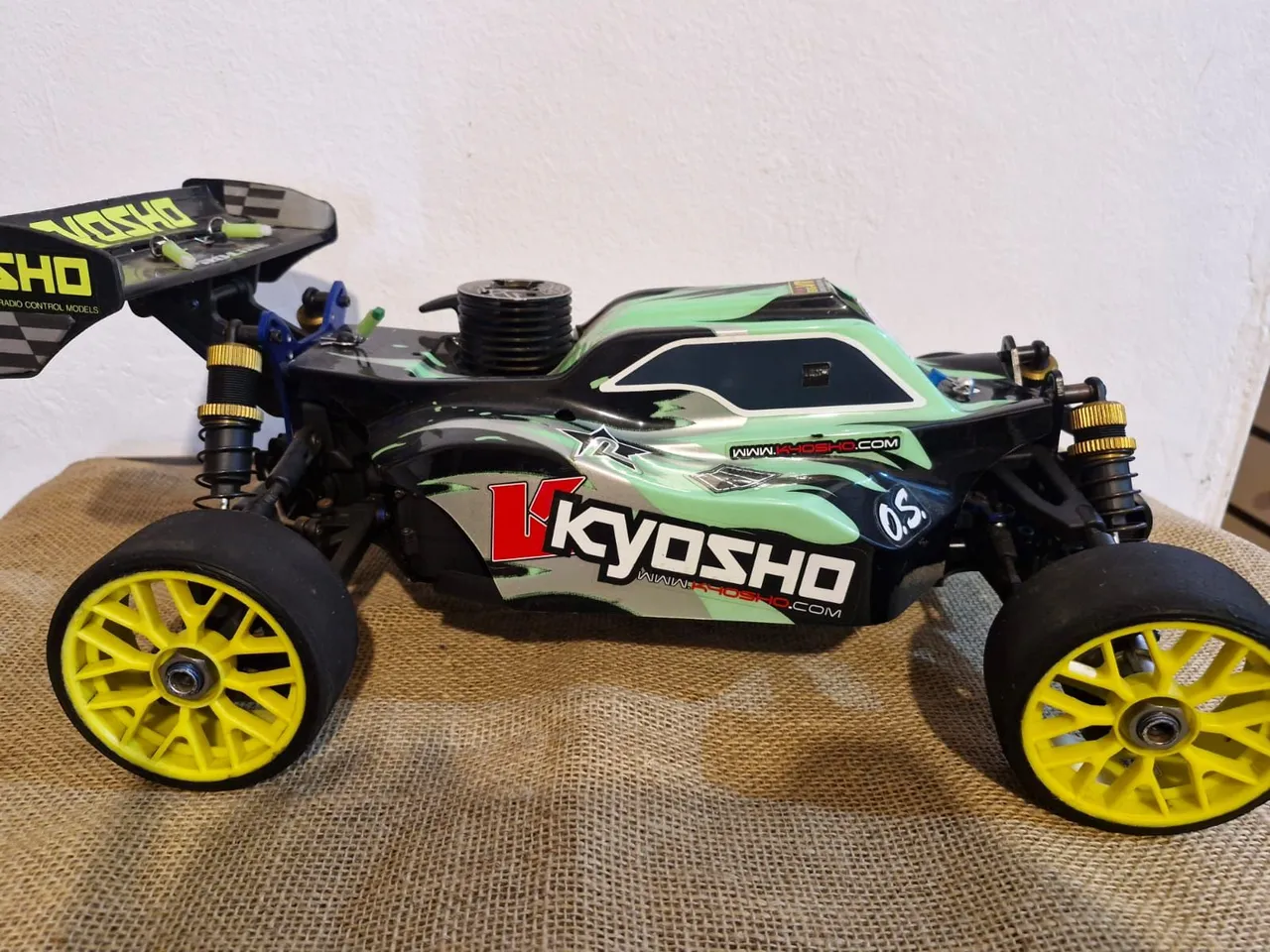 Carrinho Mini gt x LBWK Skyline - Brinquedos e Jogos - Jardim Vila