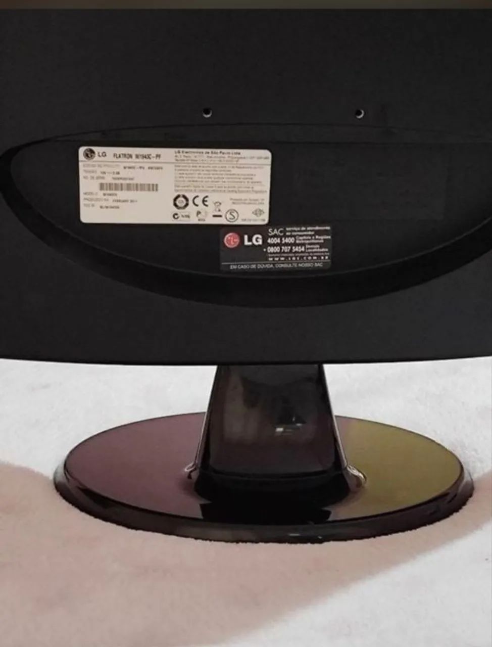 LG Flatron W1943C-PF 18.5 polegadas 1366 x 768 pixels - Foto 3