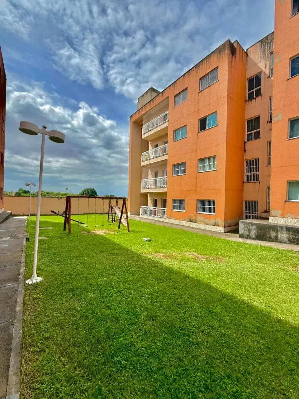 REPASSE COM 3 QUARTOS E 2 VAGAS POR APENAS R$ 65 MIL DE CHAVE! - Foto 2