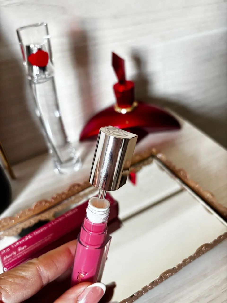 Gloss rare Beauty  - Foto 4