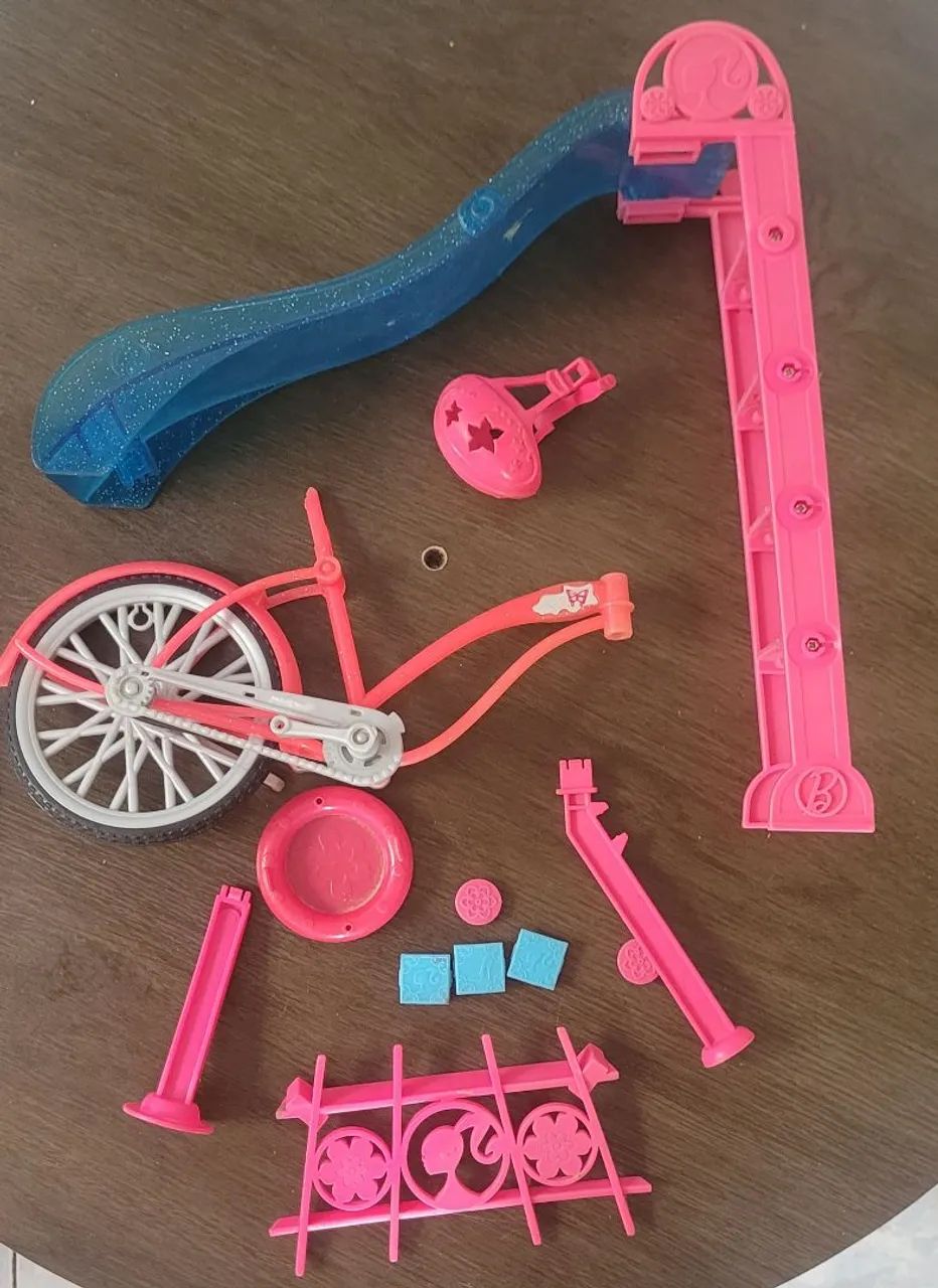 Lote de itens Barbie