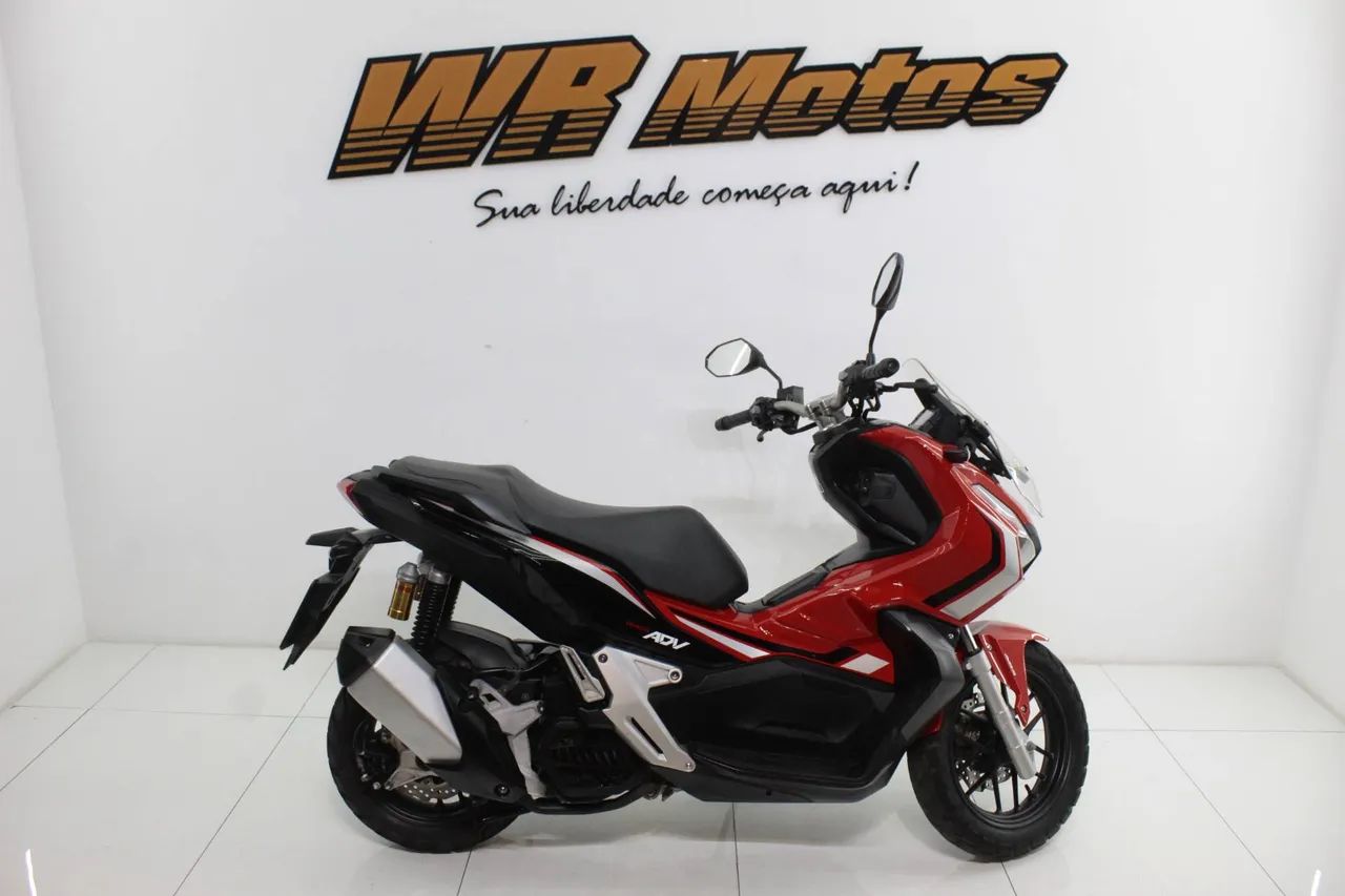 HONDA ADV