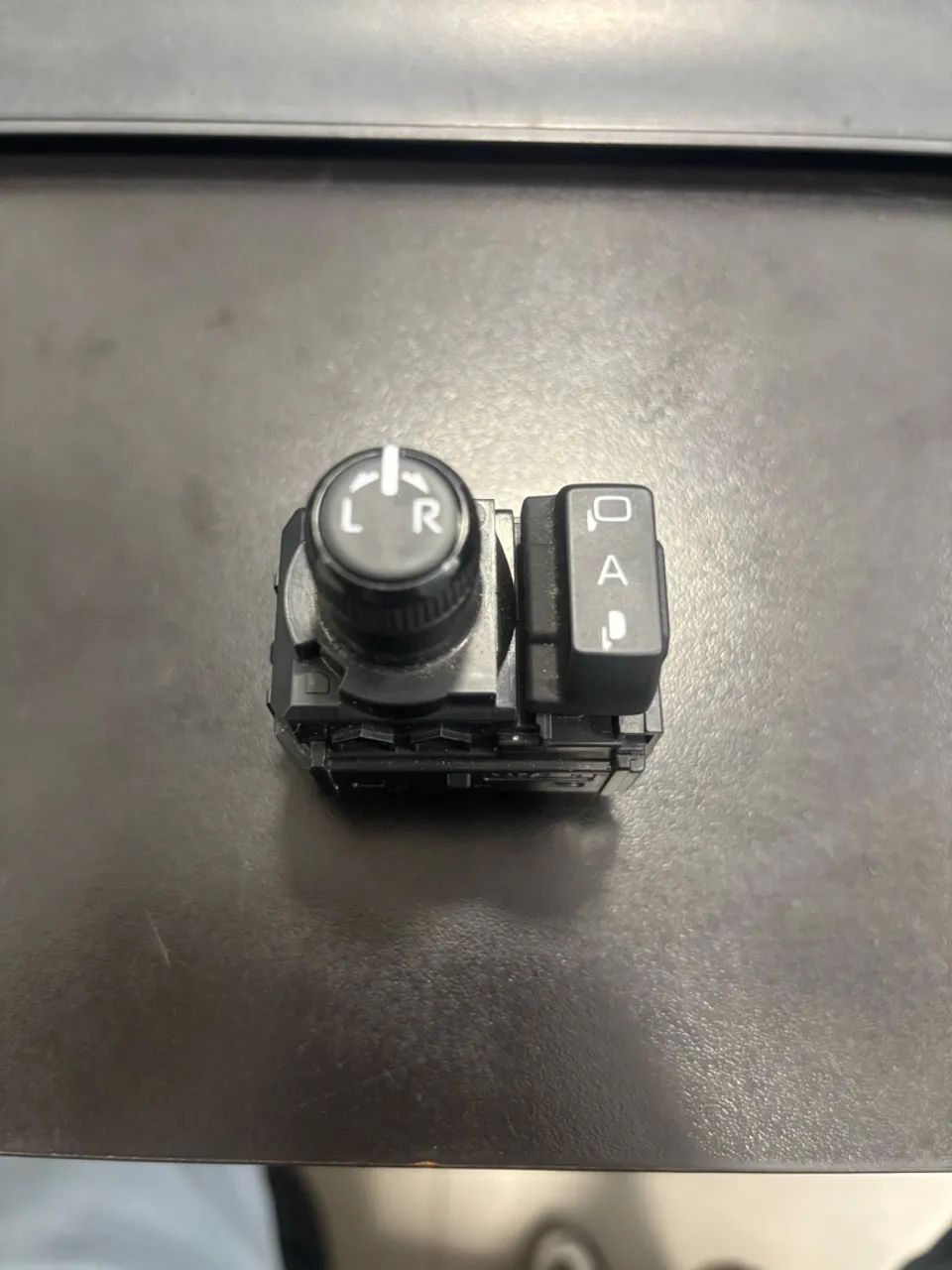 Controle do retrovisor corolla  - Foto 4