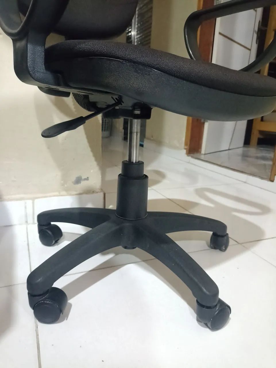 Cadeira para escritório  - Foto 3
