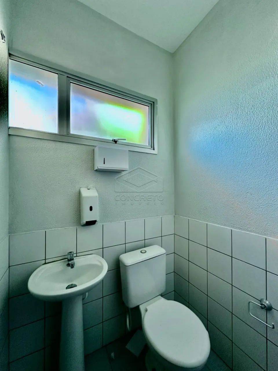 EXCELENTE SALA COMERCIAL COM 40M² AS MARGENS DA AVENIDA GETÚLIO VARGAS - Foto 3