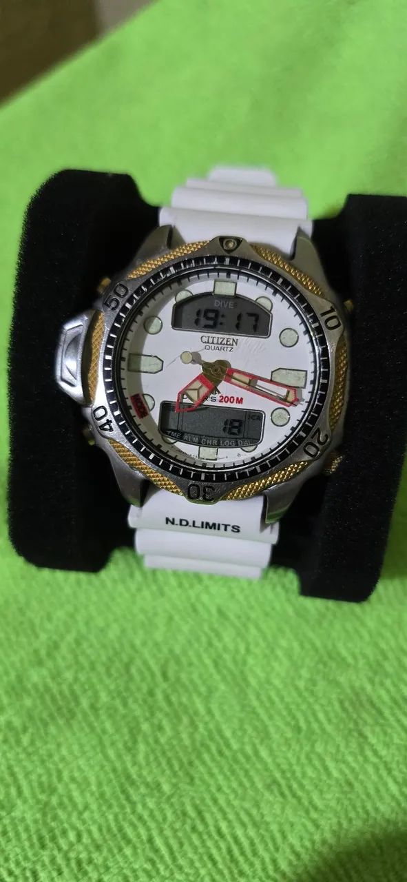 Citizen c500 branco zerado pulseira silicone todo on