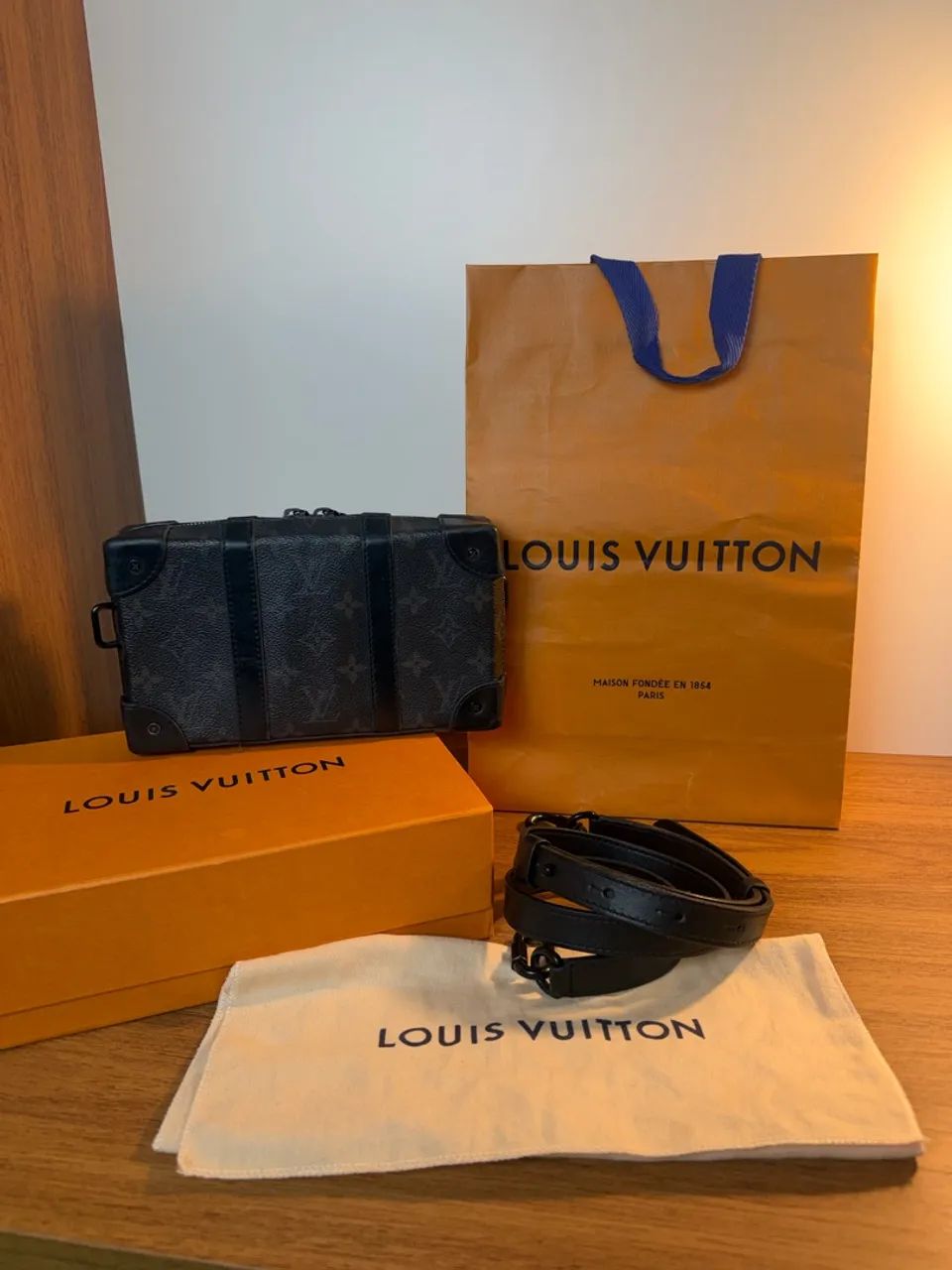 louis vuitton carteira trunk no monograma eclipse
