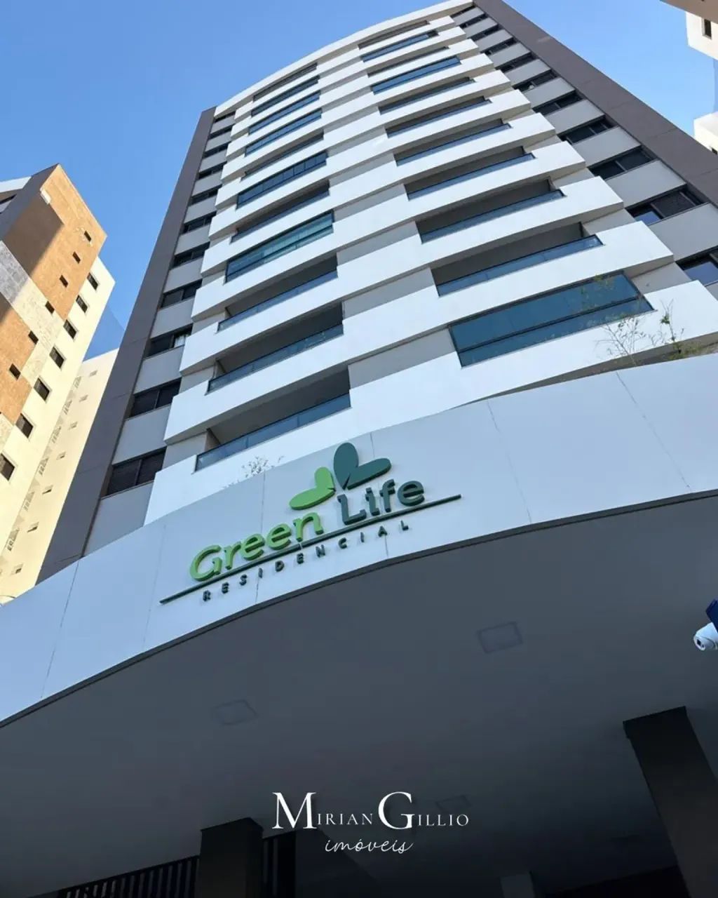 Alugo apto de 2 dormitórios centro Botucatu - SP