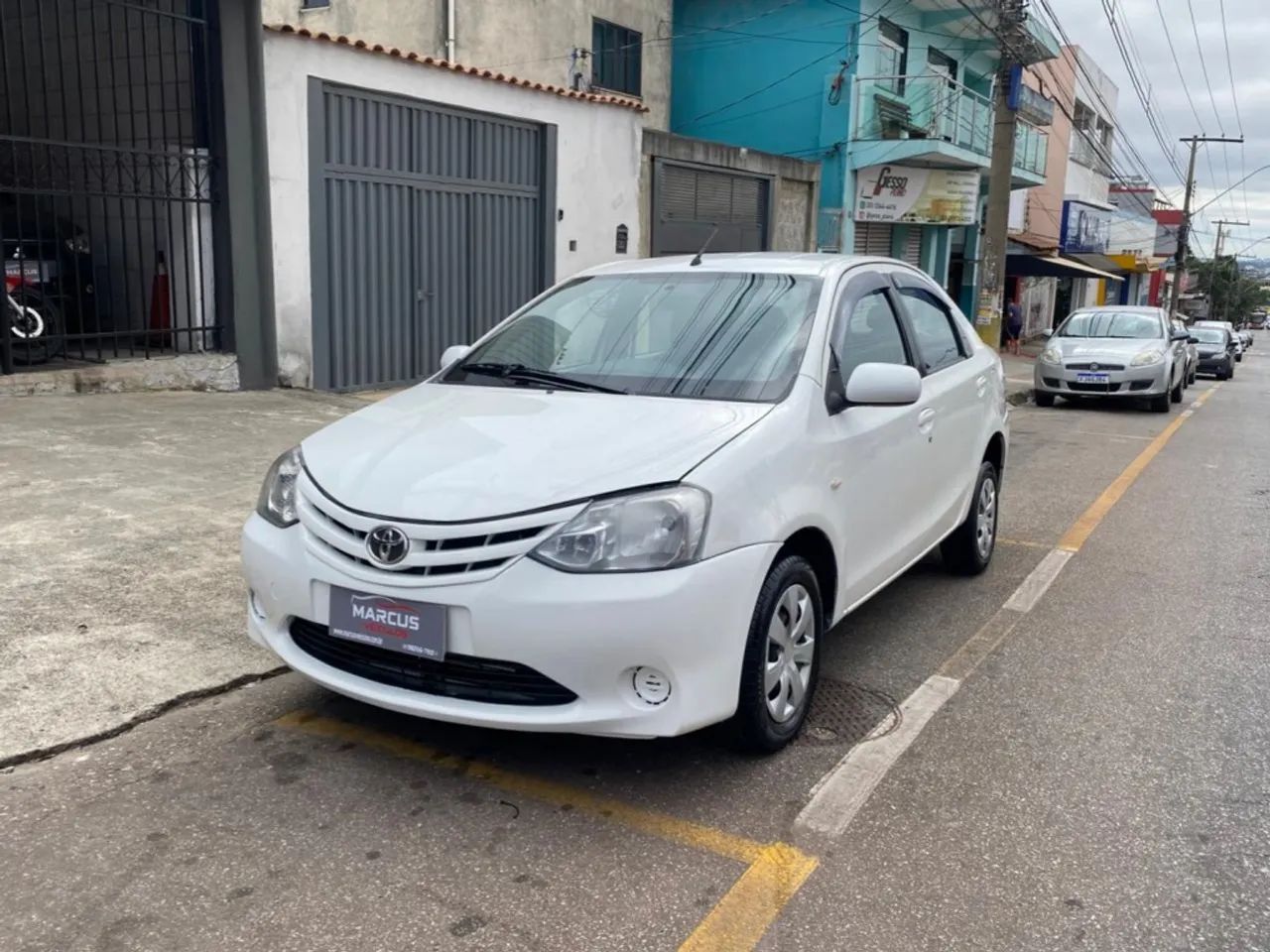Toyota Etios ETIOS XS 1.5 Flex 16V 5p Mec. 2013