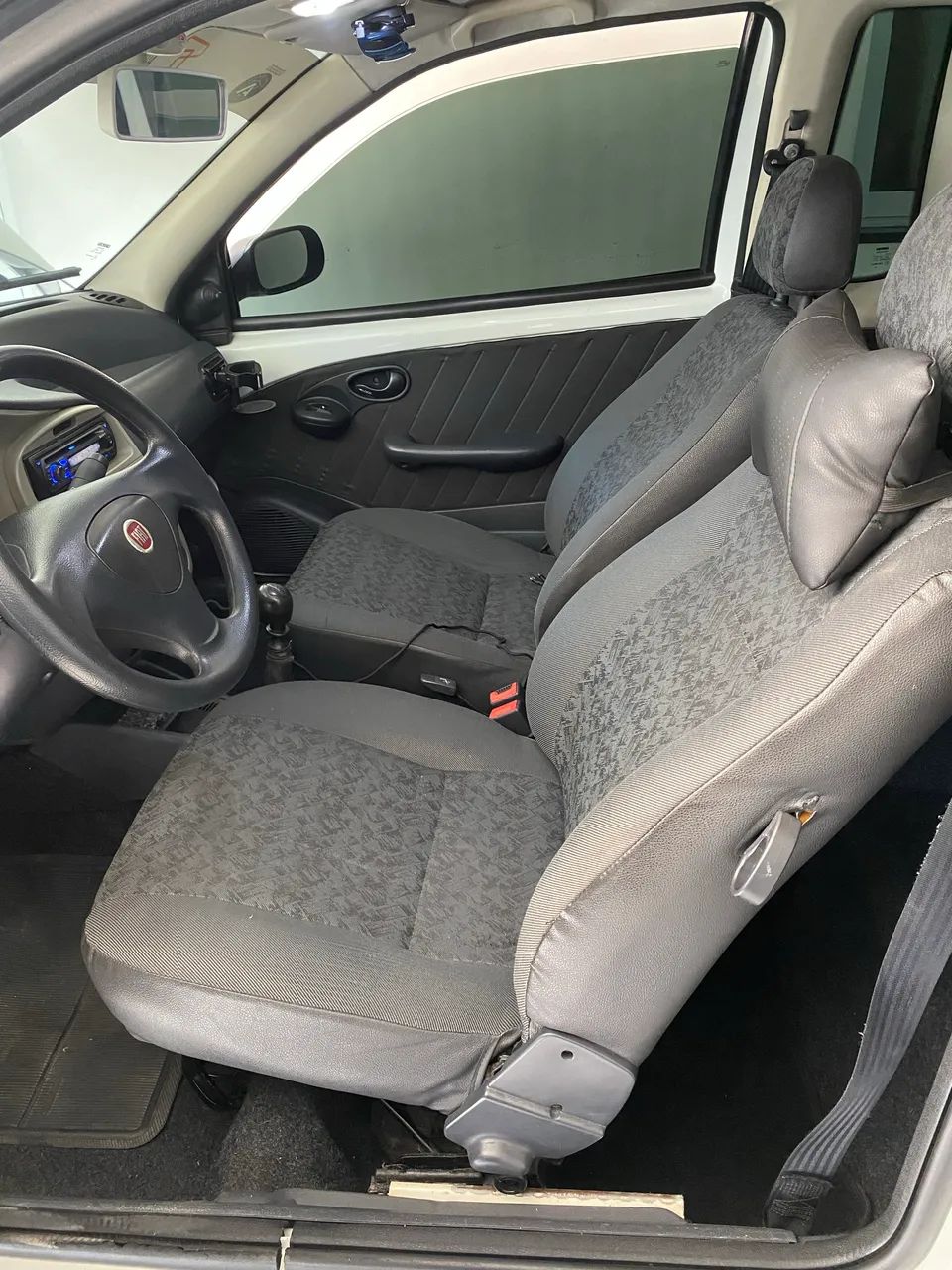 Fiat Strada 1.4 MPI Fire Flex 8V CE 2009 - Foto 3