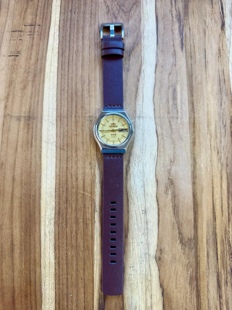 Relógio Orient Textura Gold - 1980 - Foto 4
