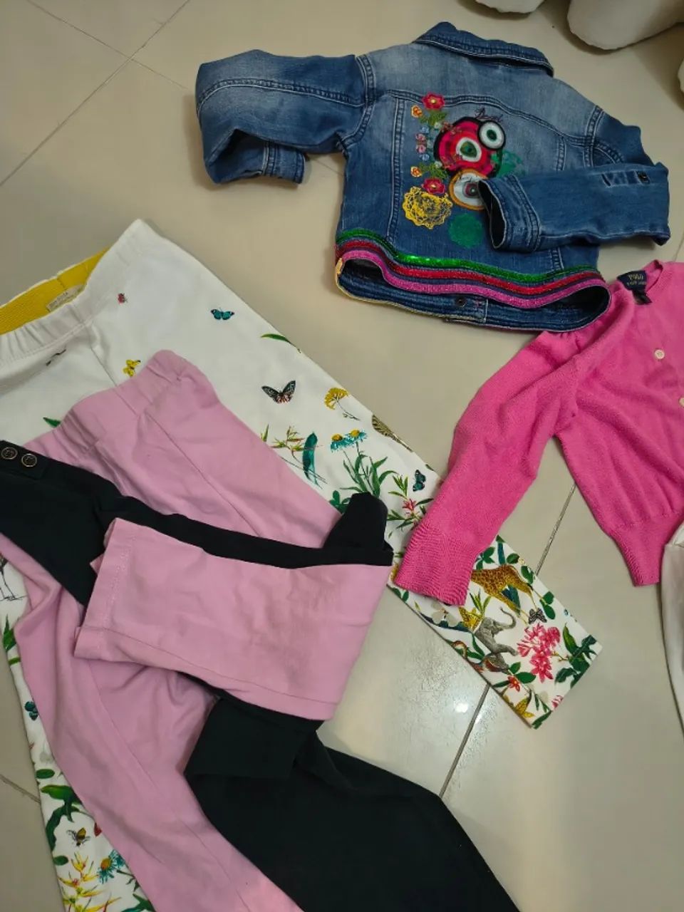Combo menina tamanho 4  - Foto 5