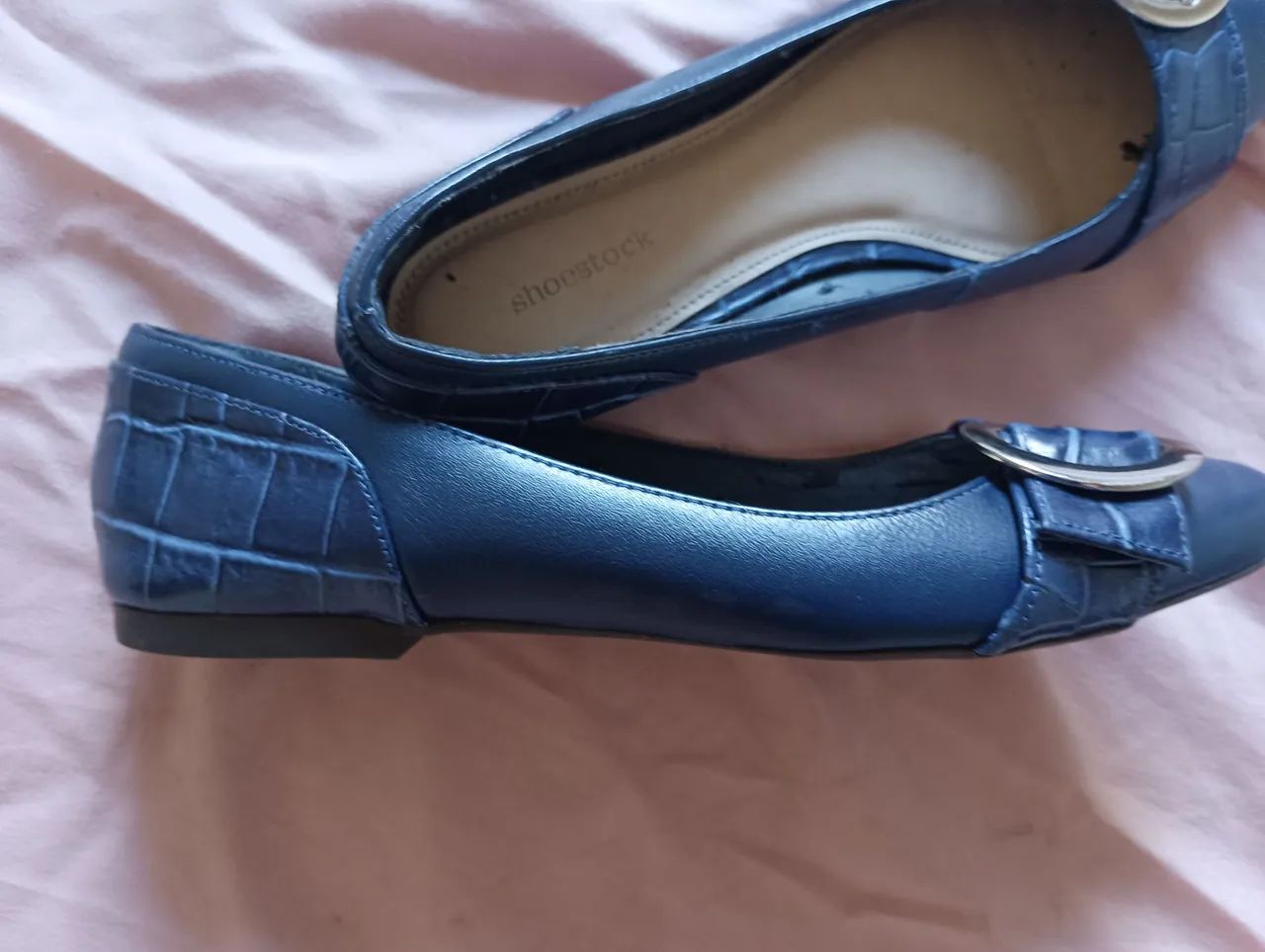 Sapatilha em couro Shoestock nova
