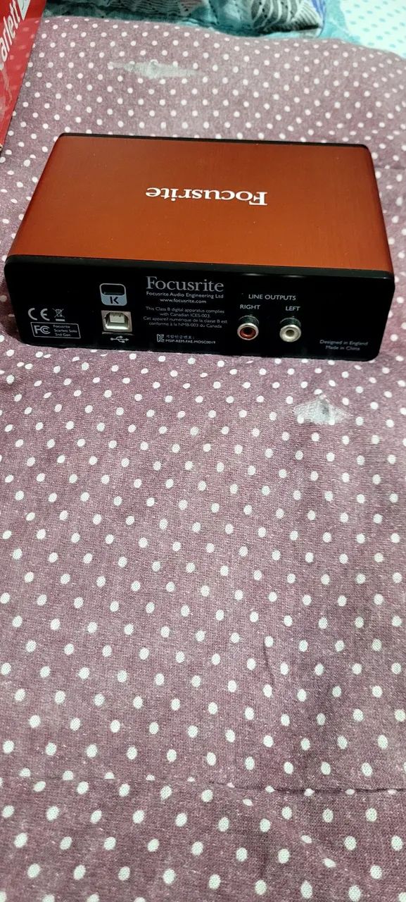 Focusrite Scarlett Solo 2ª Geração - Interface de Áudio