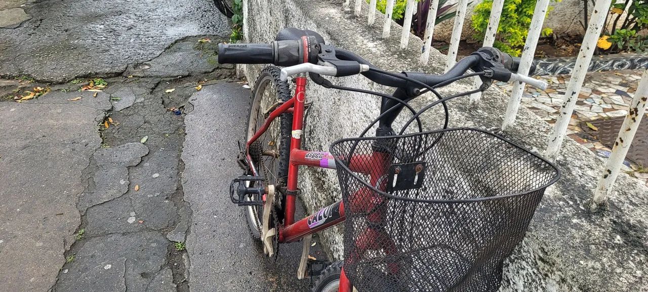 Bicicleta aro 26 com marcha - Foto 2