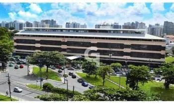 Loja com 219m² no Shopping Itaigara.