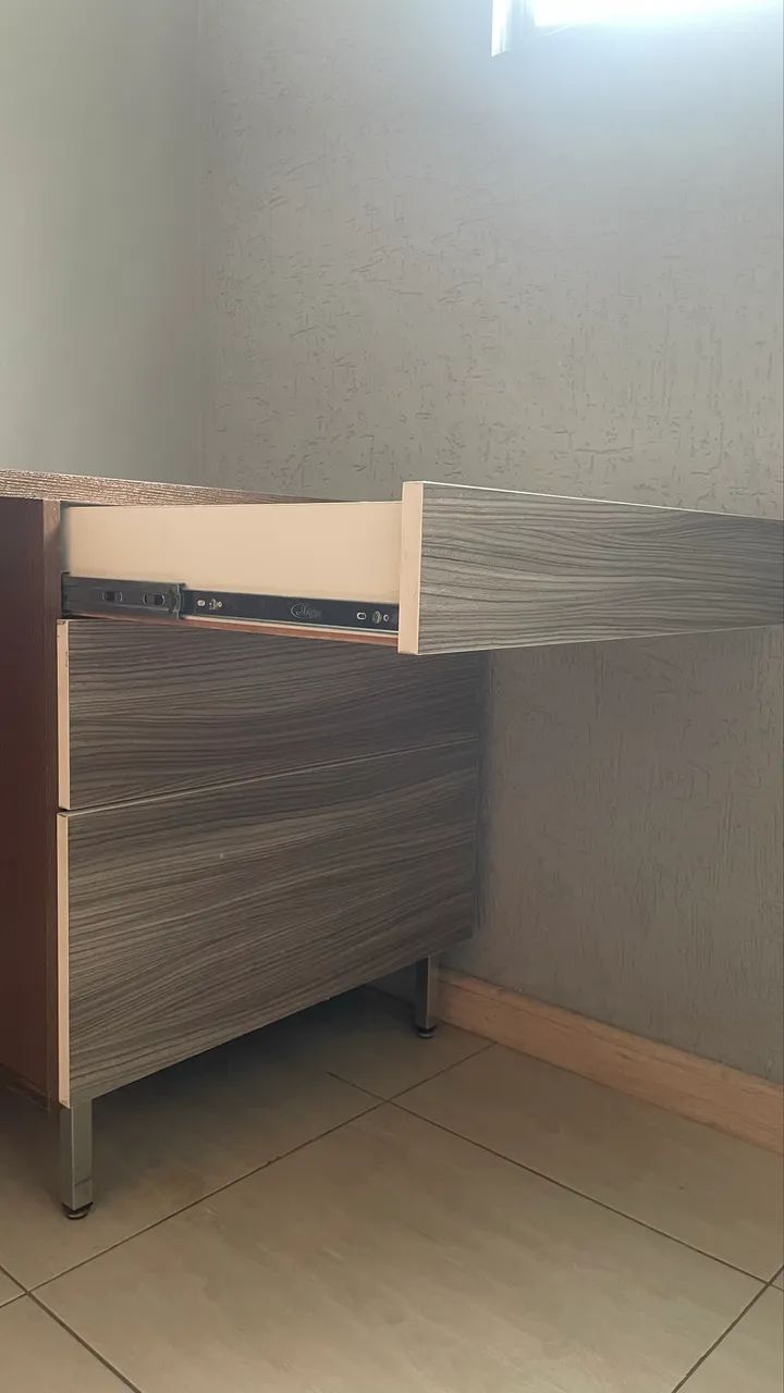 Mesa escritório MDF maciço  - Foto 2