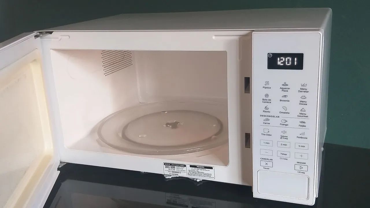 Microondas Brastemp 32 litros - Foto 3