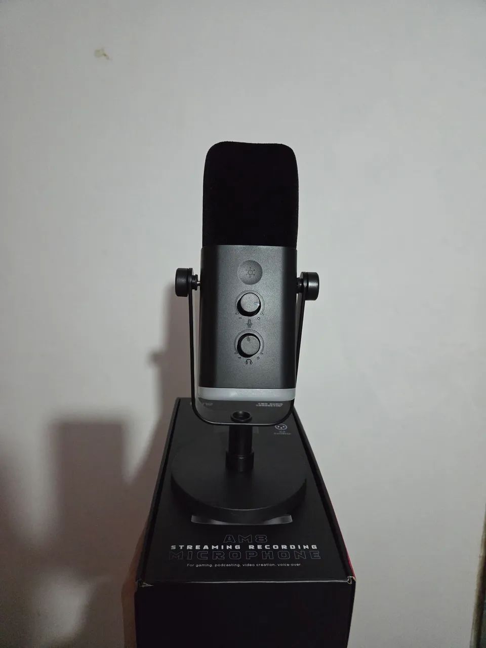 Microfone Dinâmico Gamer Fifine Ampligame AM8
