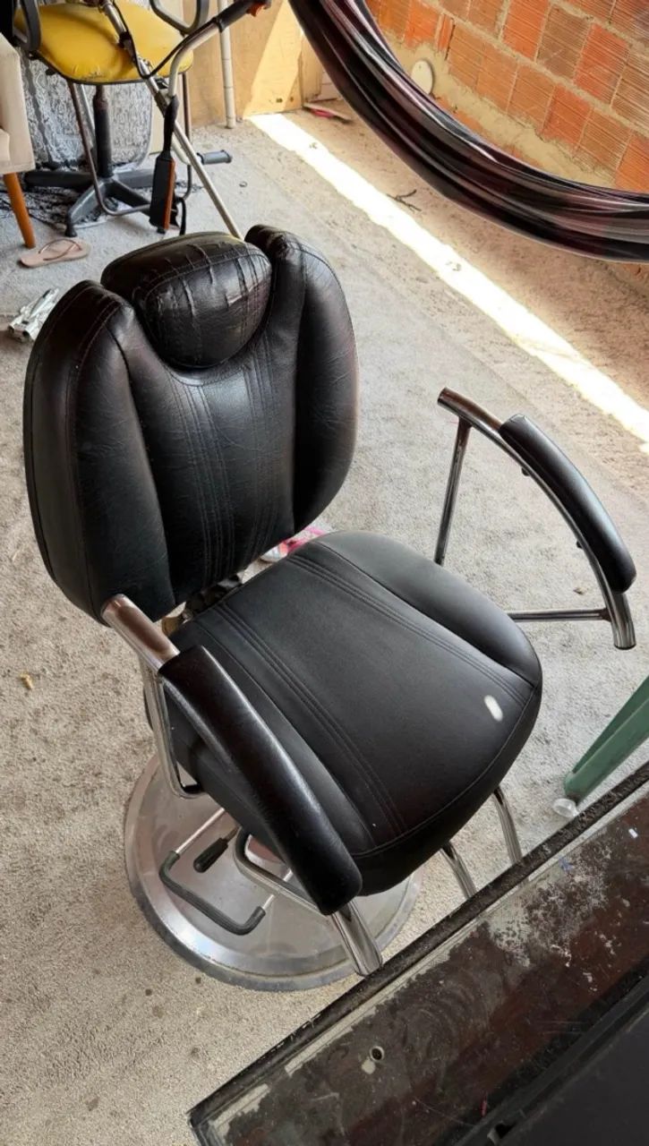 KIT BARBEARIA (CADEIRA, ESPELHO E BANCADA) - Foto 2