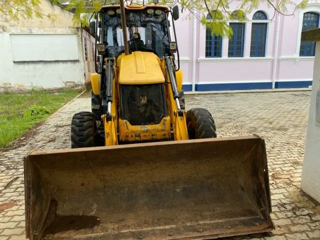 RETROESCAVADEIRA JCB - Foto 2