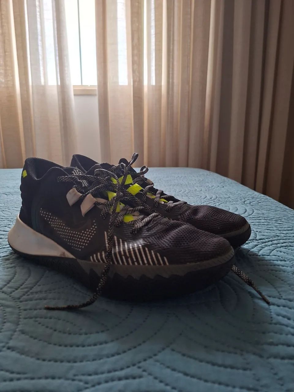 Tênis de Basquete Nike Kyrie Flytrap V