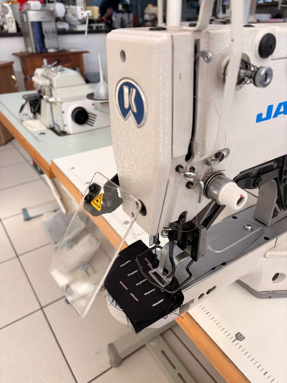 Máquina de costura Travete - Foto 3
