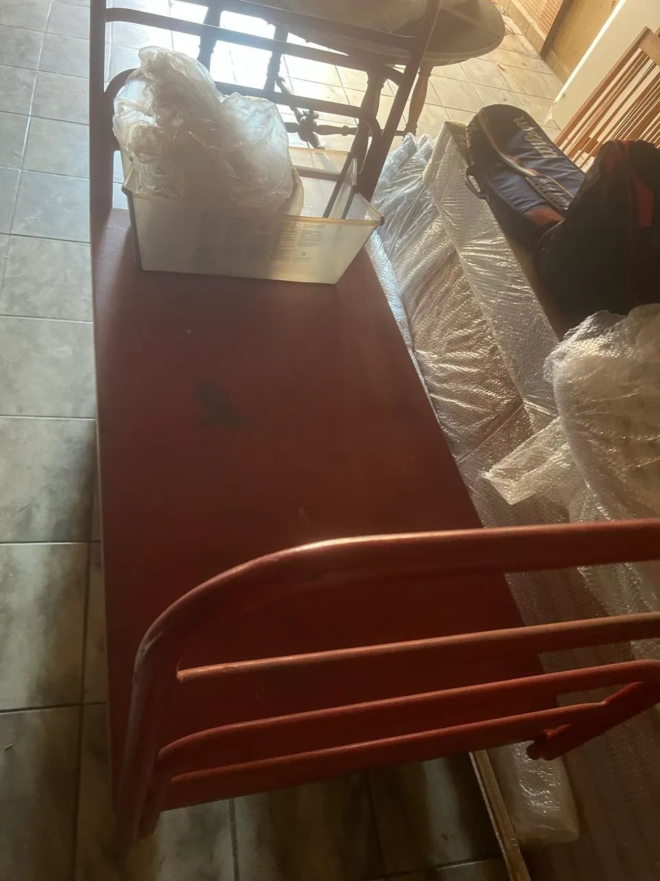 Girafa, paleteira e carrinho de carga - Foto 3