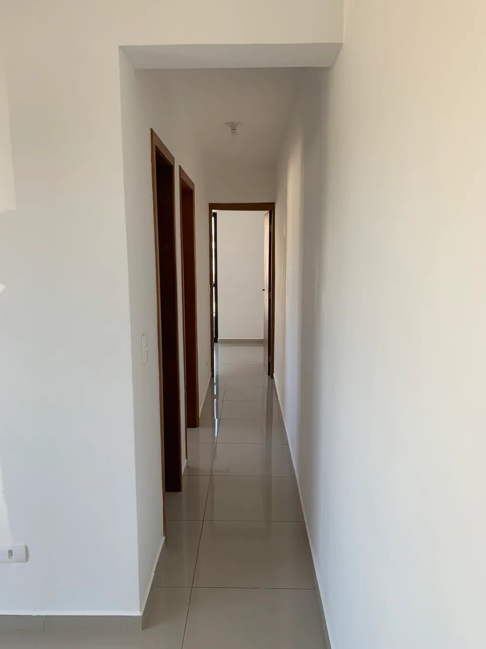 ALUGO APARTAMENTO COM DOIS QUARTOS NO ECOVILLE