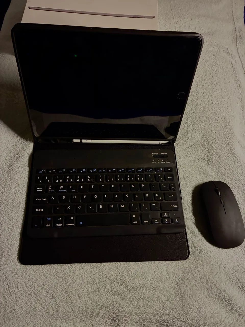 Ipad 9 64GB + Película + Case + Teclado + Mouse + Caneta