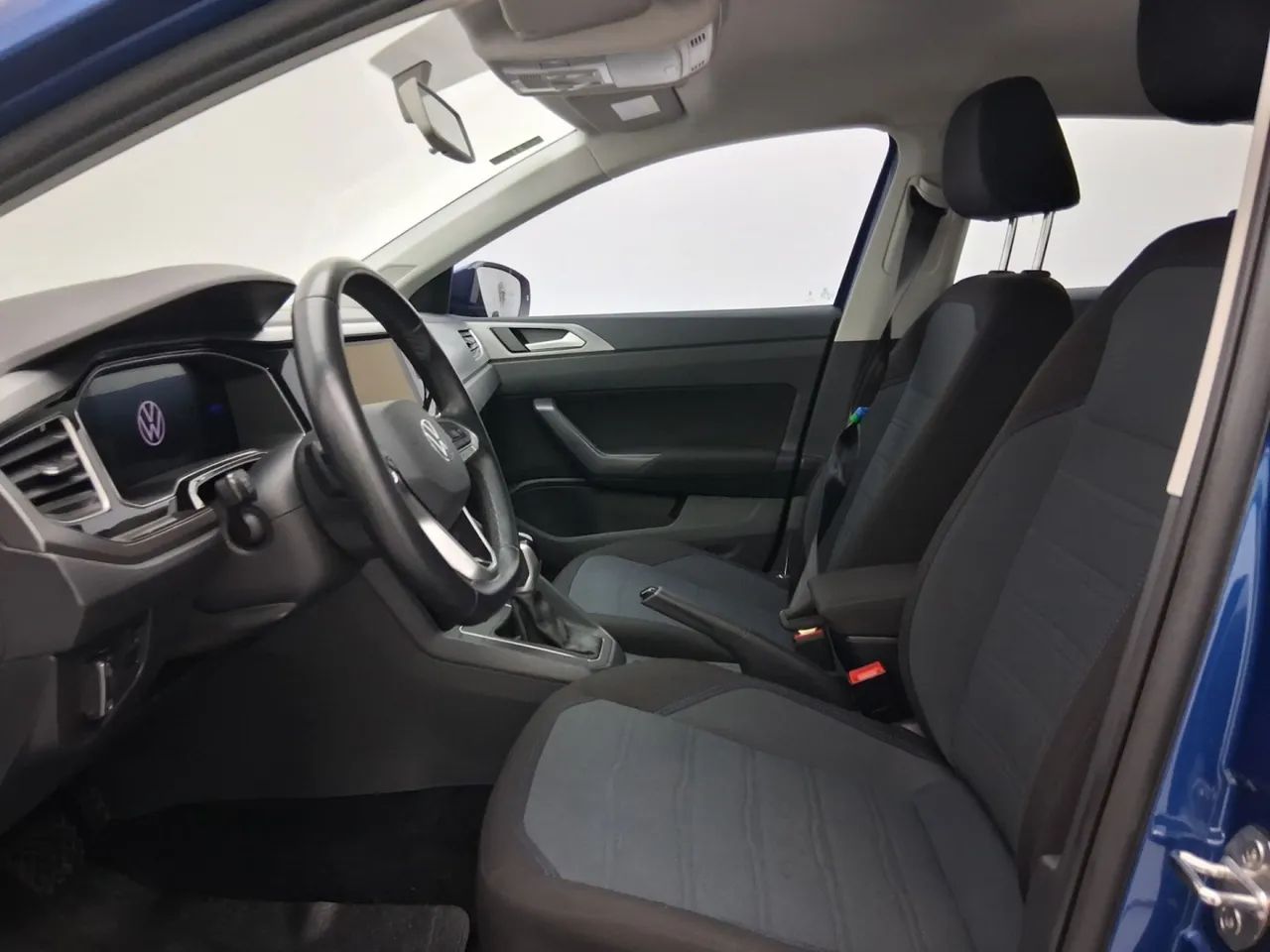 Volkswagen Nivus Comfortline 1.0 200 TSI Flex Aut., foto 16 de 18