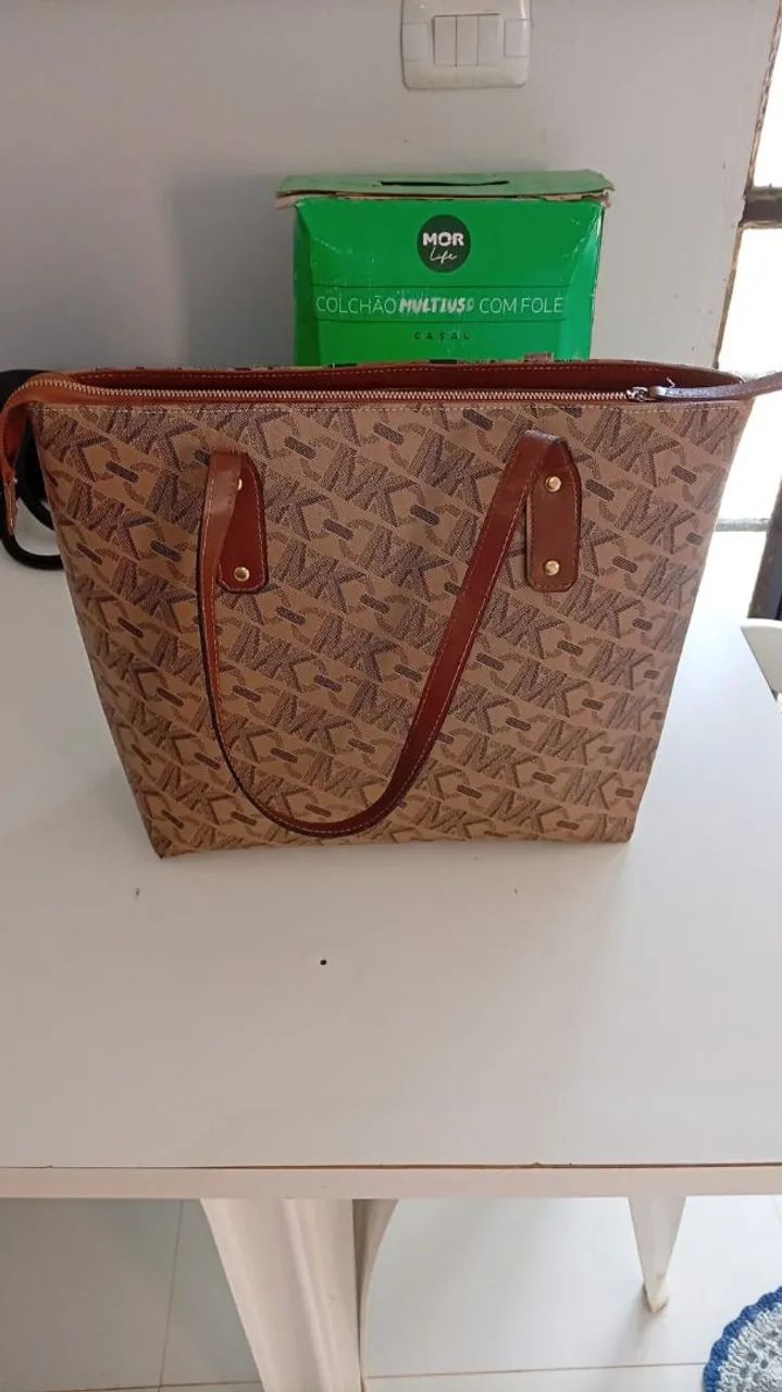 Vendo essa bolsa grande nova. - Foto 2