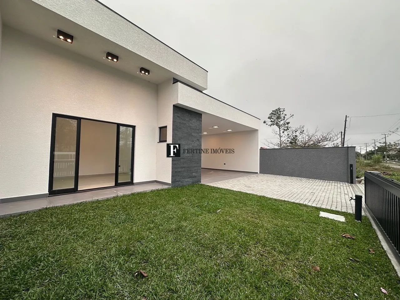 Casa nova com 04 quartos e piscina - ATAMI - Foto 4