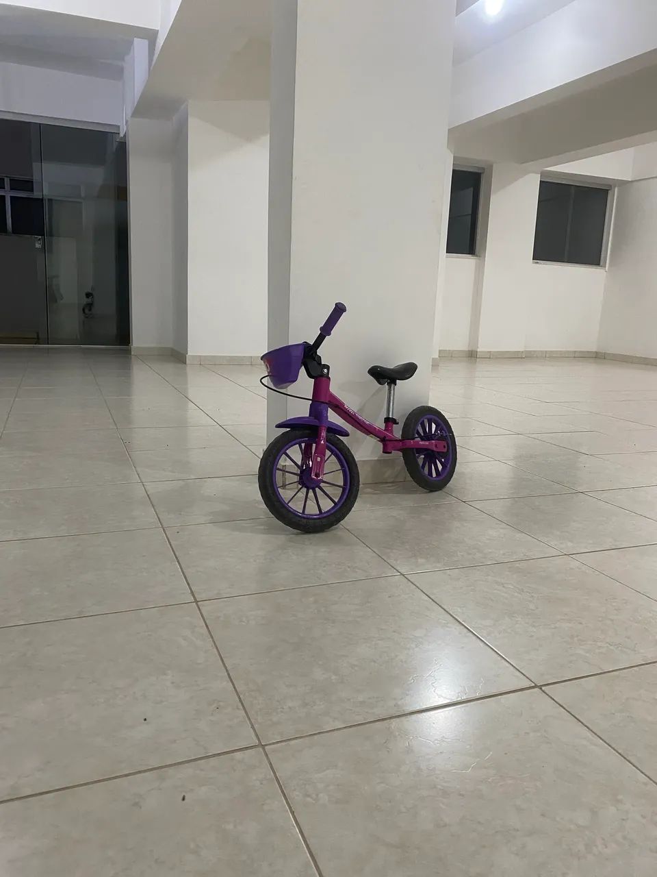 Bicicleta infantil de equilíbrio  - Foto 2